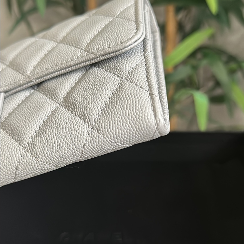 ❌ SOLD ❌ CHANEL CLASSIC LONG GUSSET FLAP WALLET - Picture 6 of 8